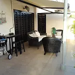 Luxury In + Pool וילה אדחה